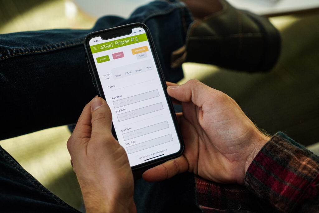 Time clock on EverLogic Mobile Dealership Software